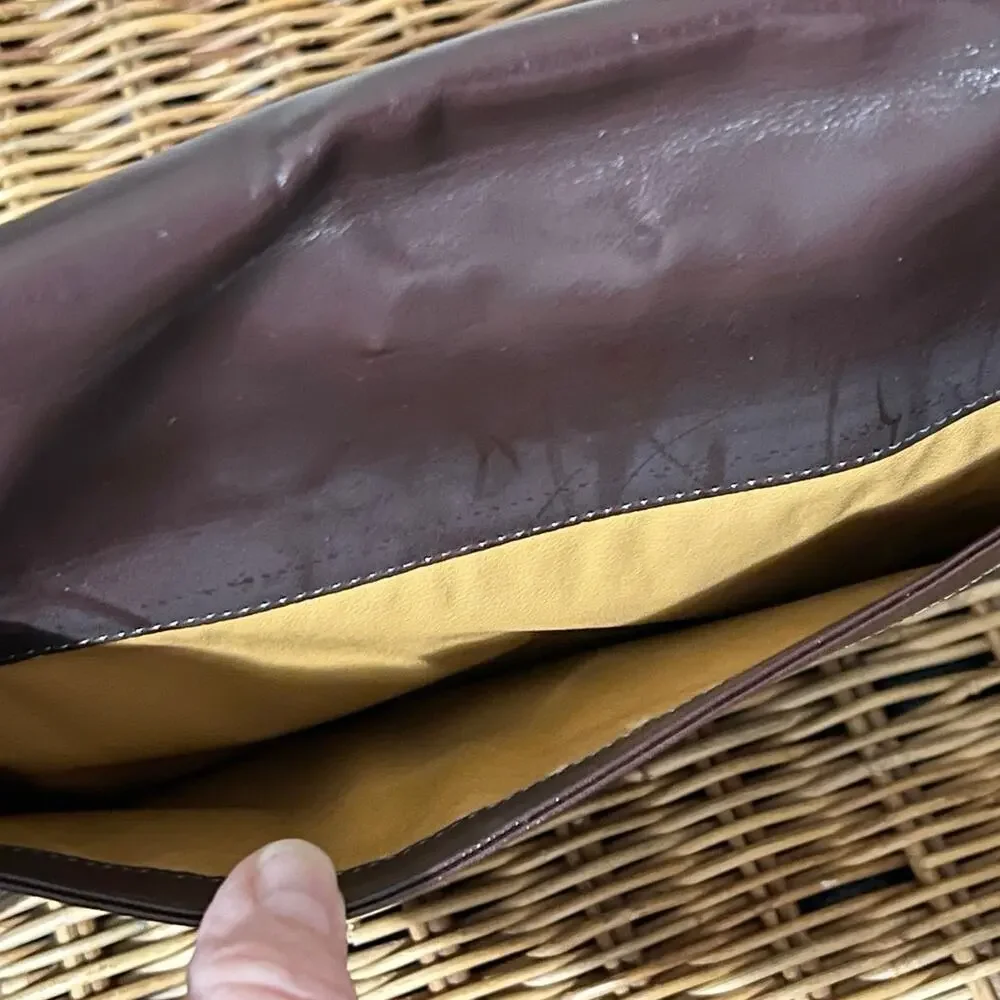 Vintage 1982 Lou Taylor wristlet envelope clutch and built in oval mirror. Brown
